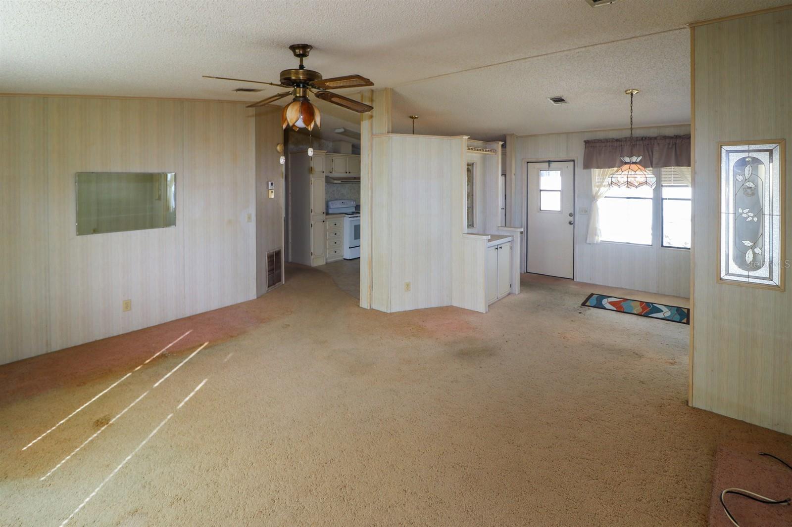 C7520171 Property Photo