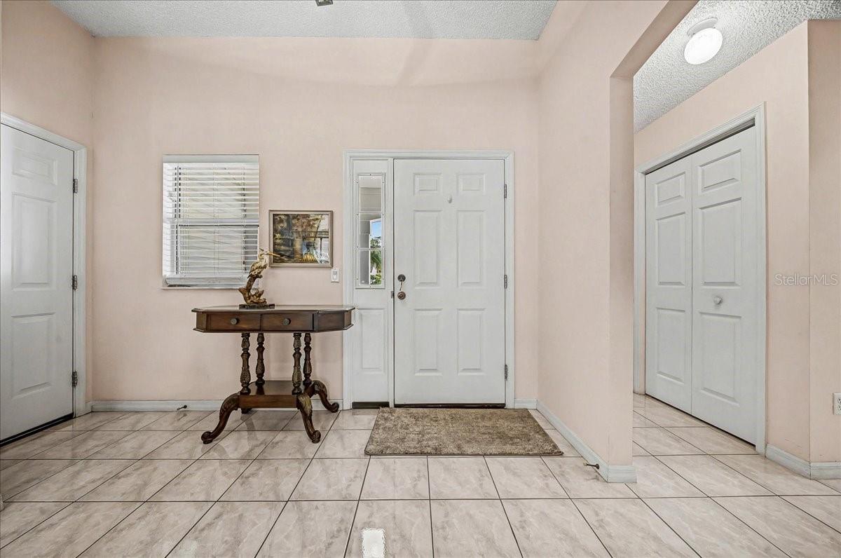 922 SOLEDAD WAY, THE VILLAGES, FL, 32159