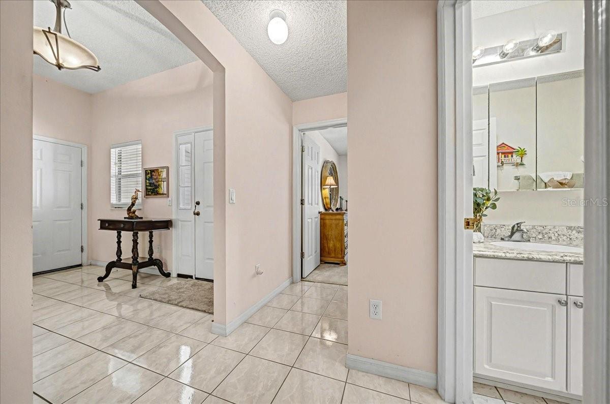 922 SOLEDAD WAY, THE VILLAGES, FL, 32159