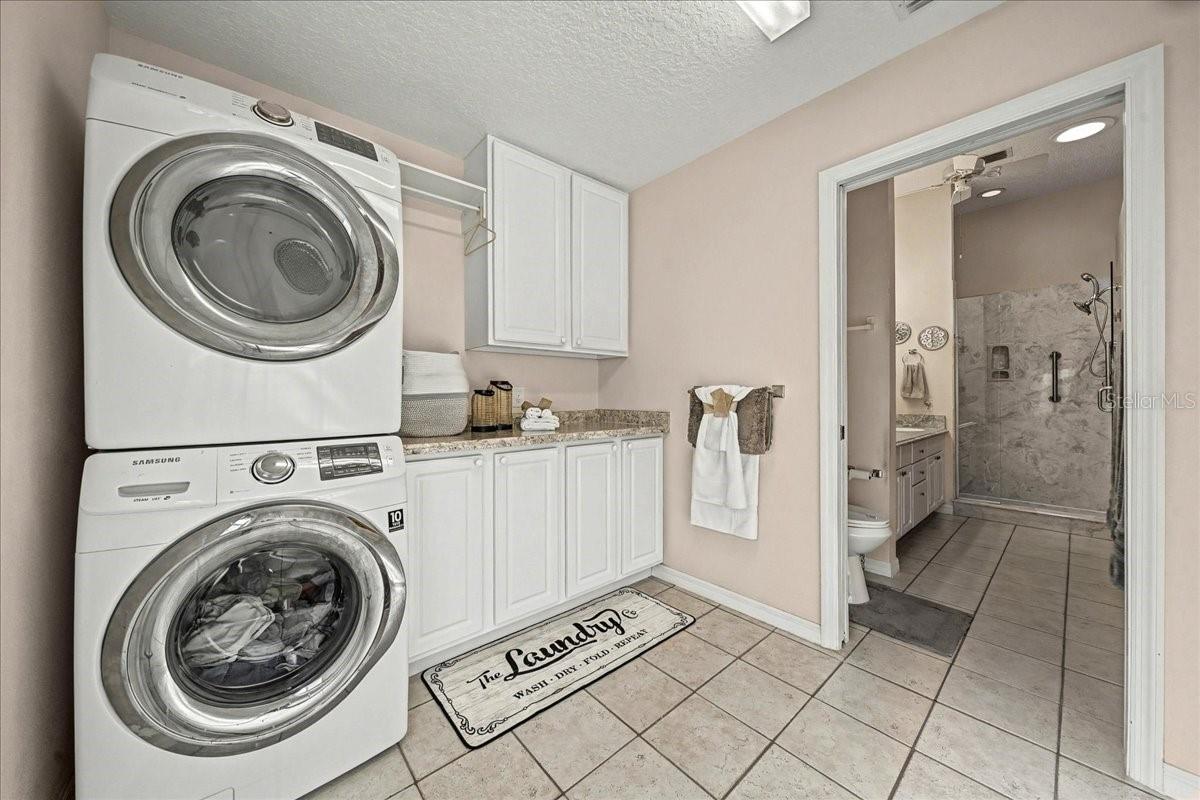 922 SOLEDAD WAY, THE VILLAGES, FL, 32159