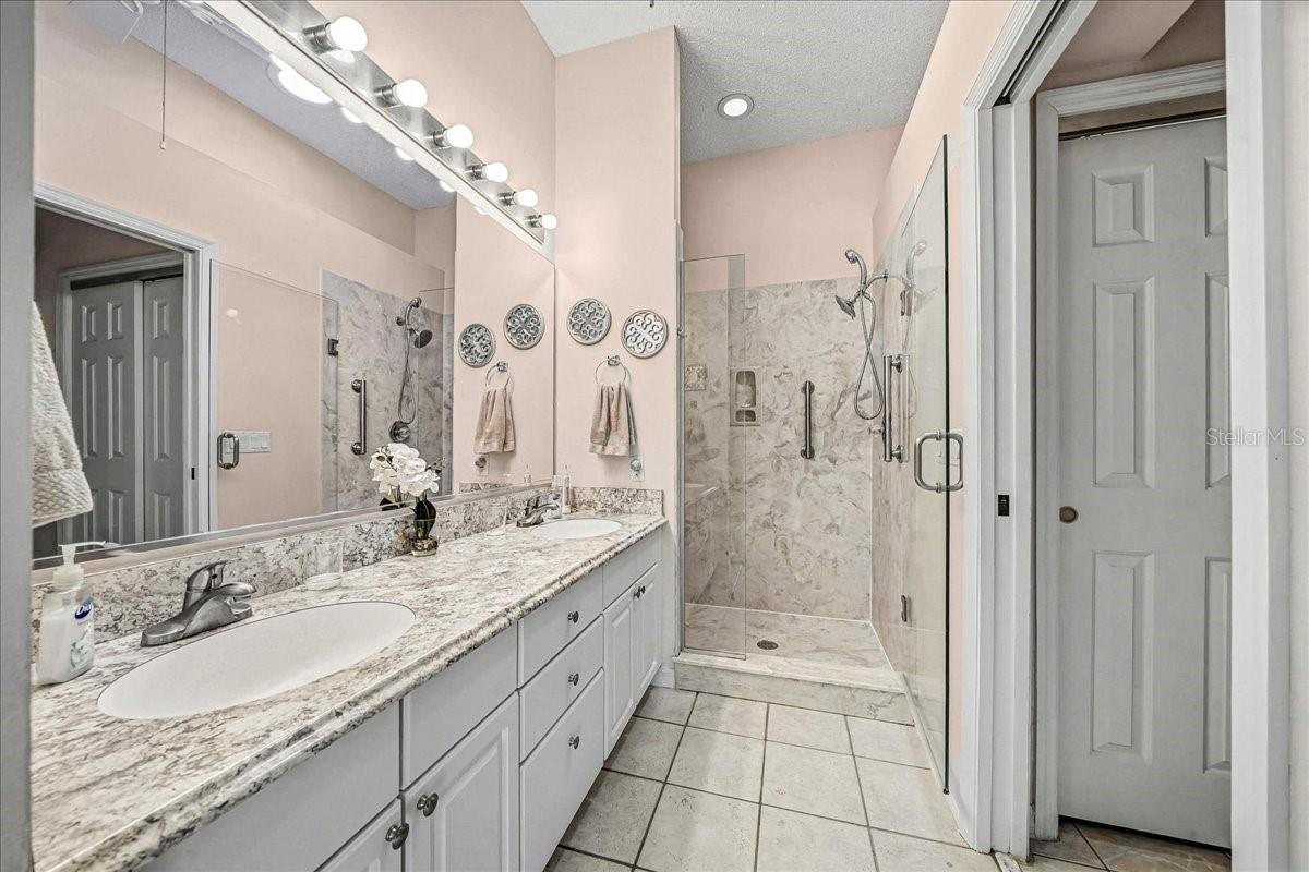 922 SOLEDAD WAY, THE VILLAGES, FL, 32159