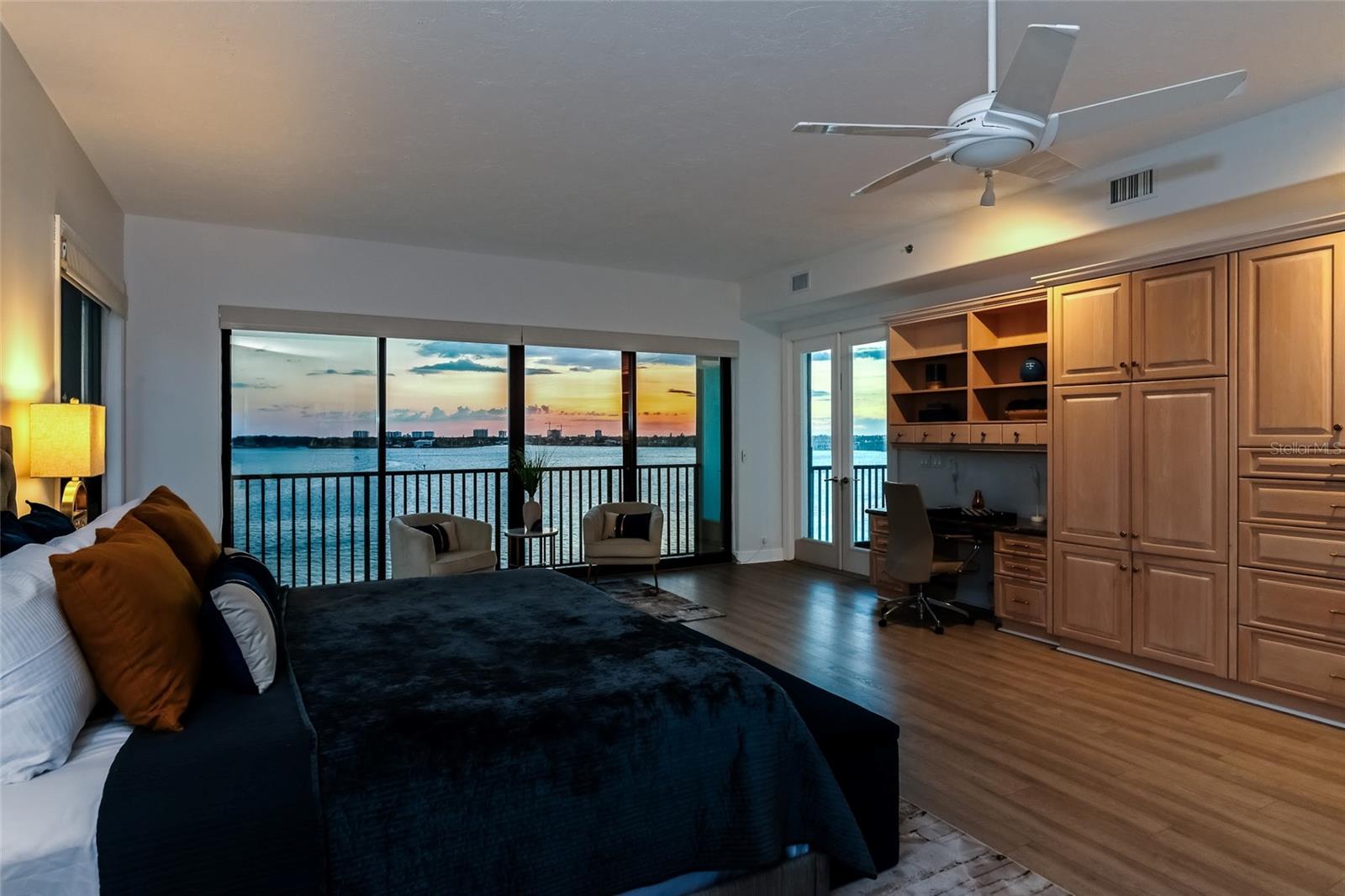 TB8464308 Property Photo