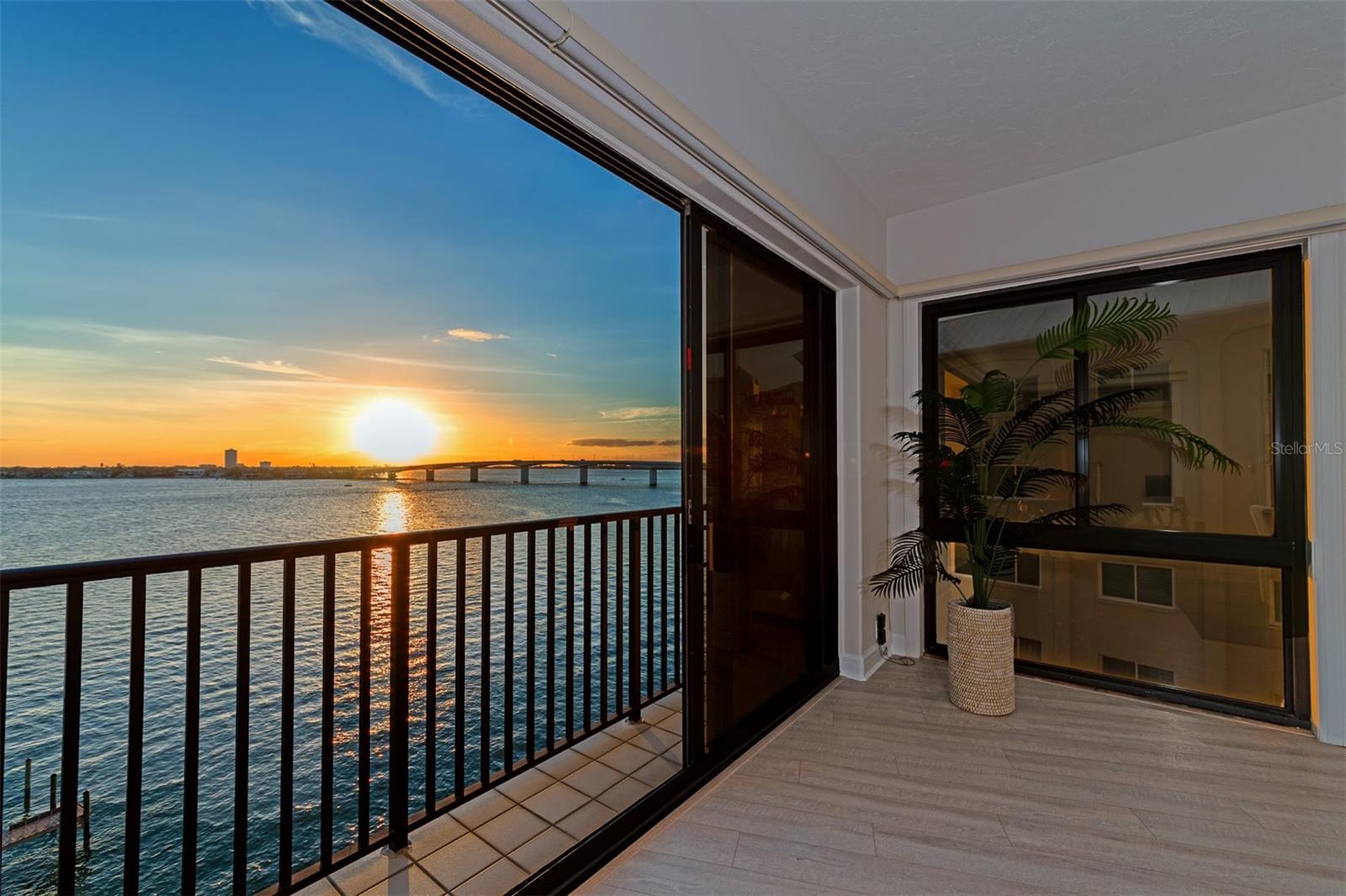 TB8464308 Property Photo