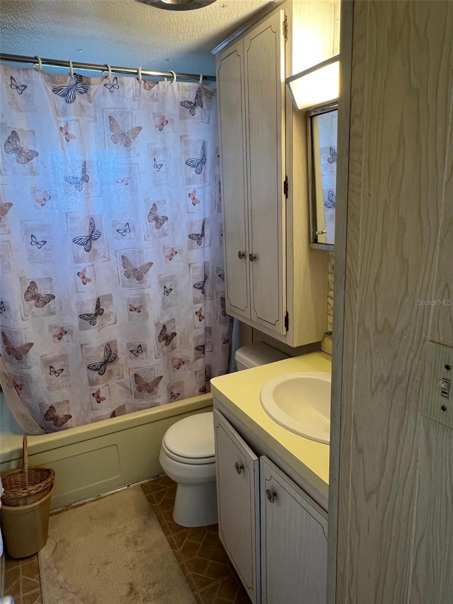 TB8464315 Property Photo