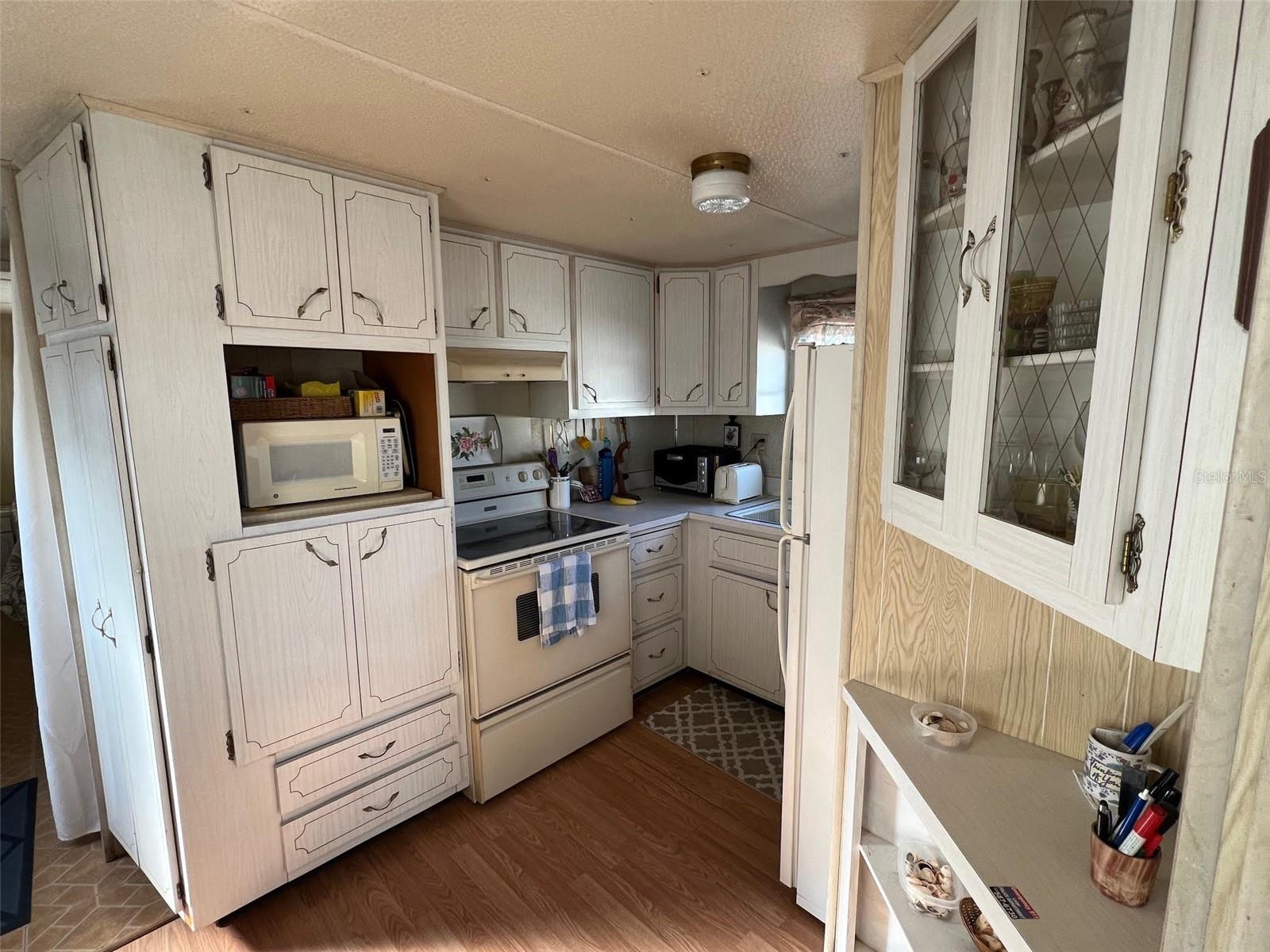 TB8464315 Property Photo