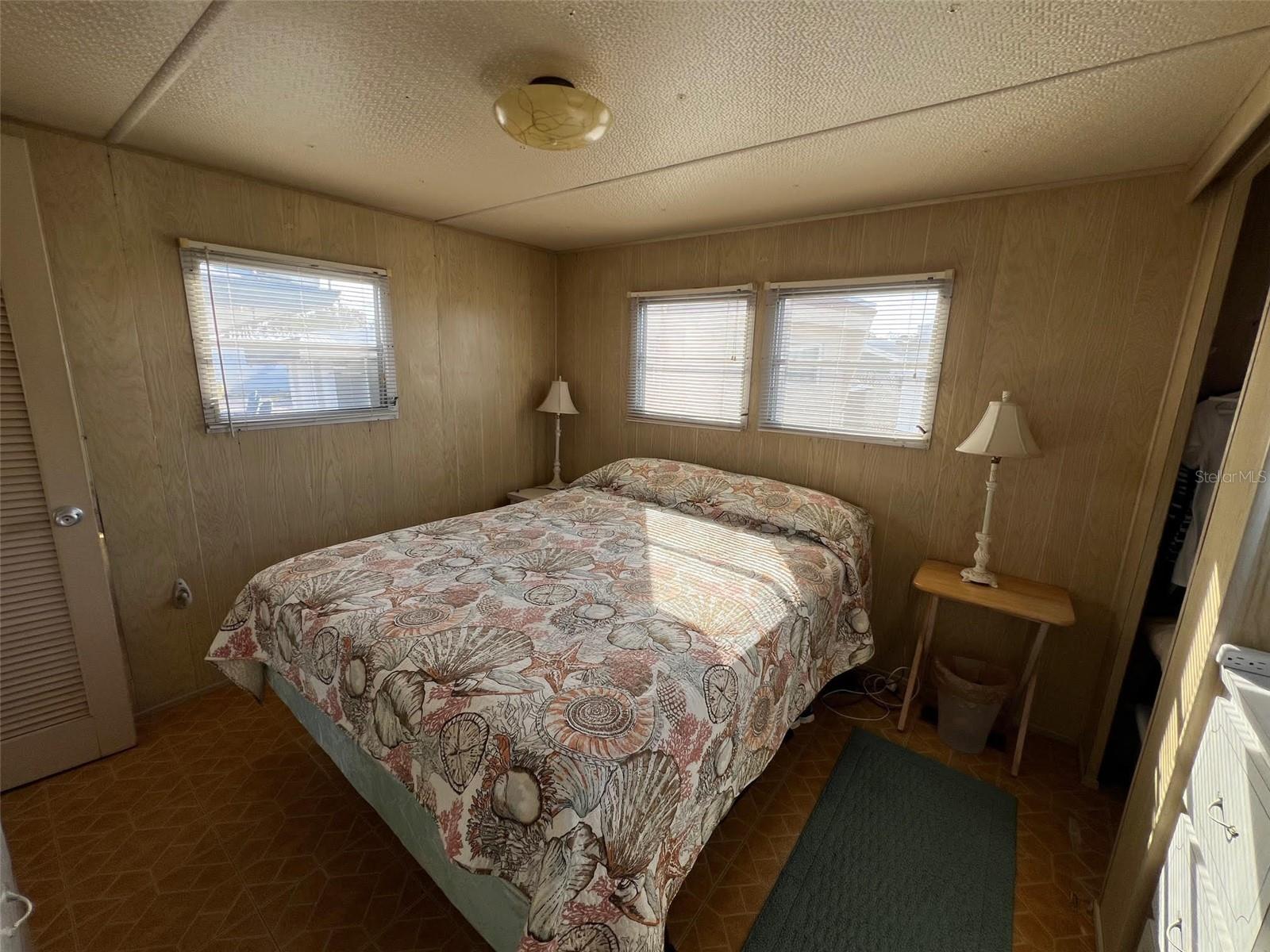 TB8464315 Property Photo