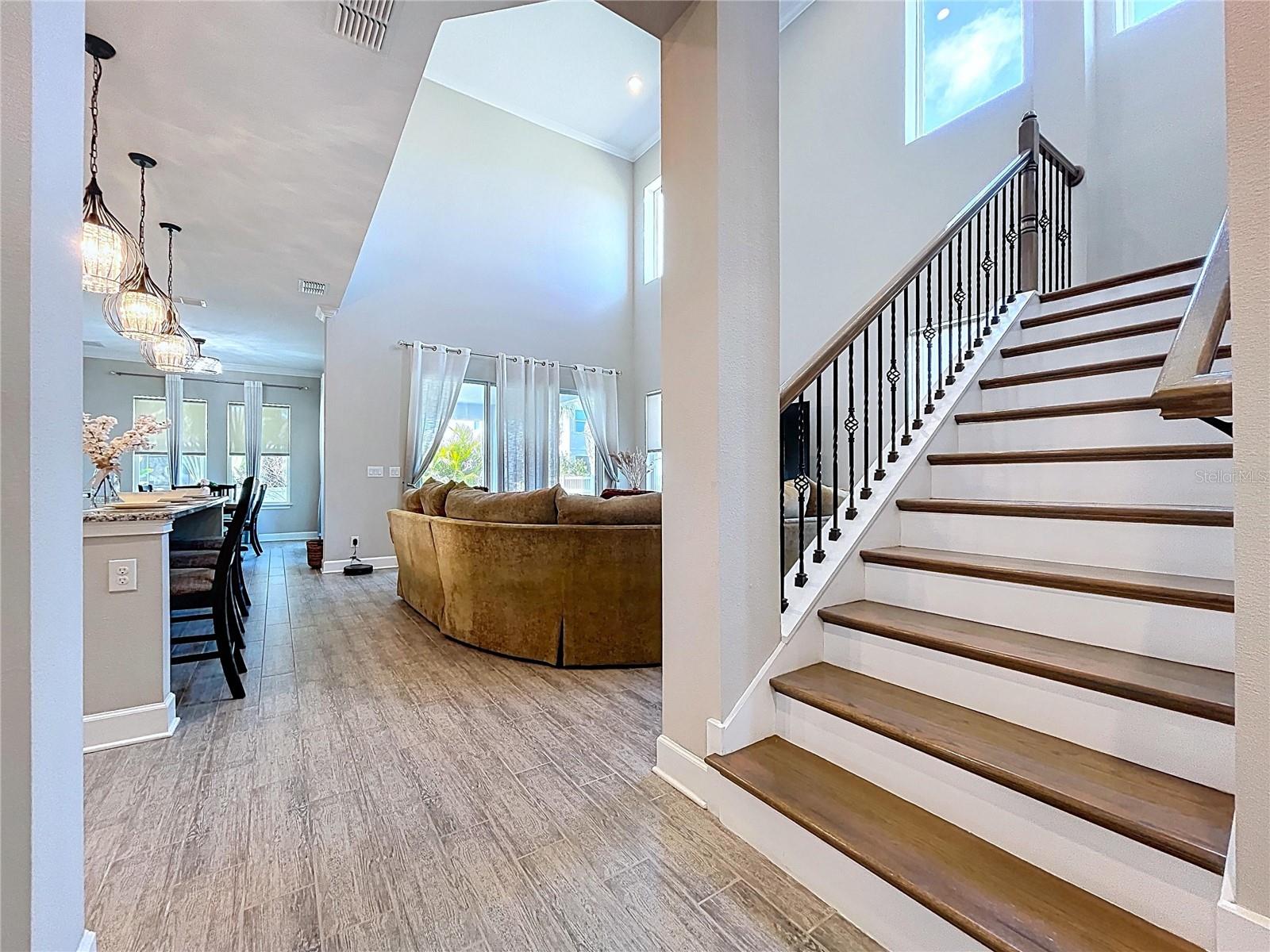 OPEN TO KITCHEN AND LIVING ROOM