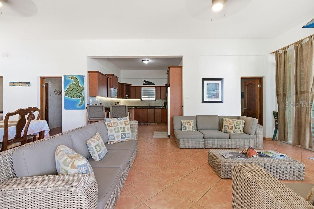 PR9118522 Property Photo