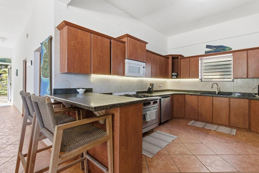 PR9118522 Property Photo