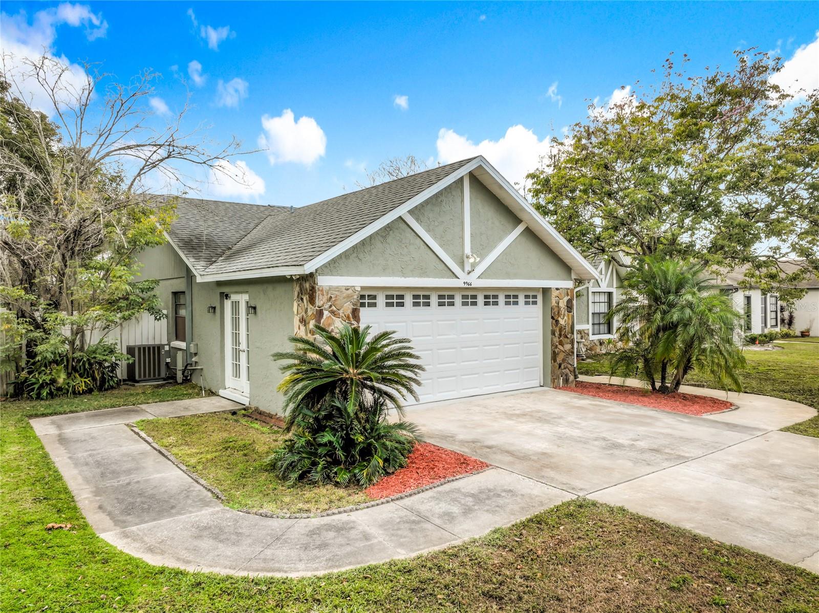 9966 KENDAL DR, ORLANDO, FL, 32817