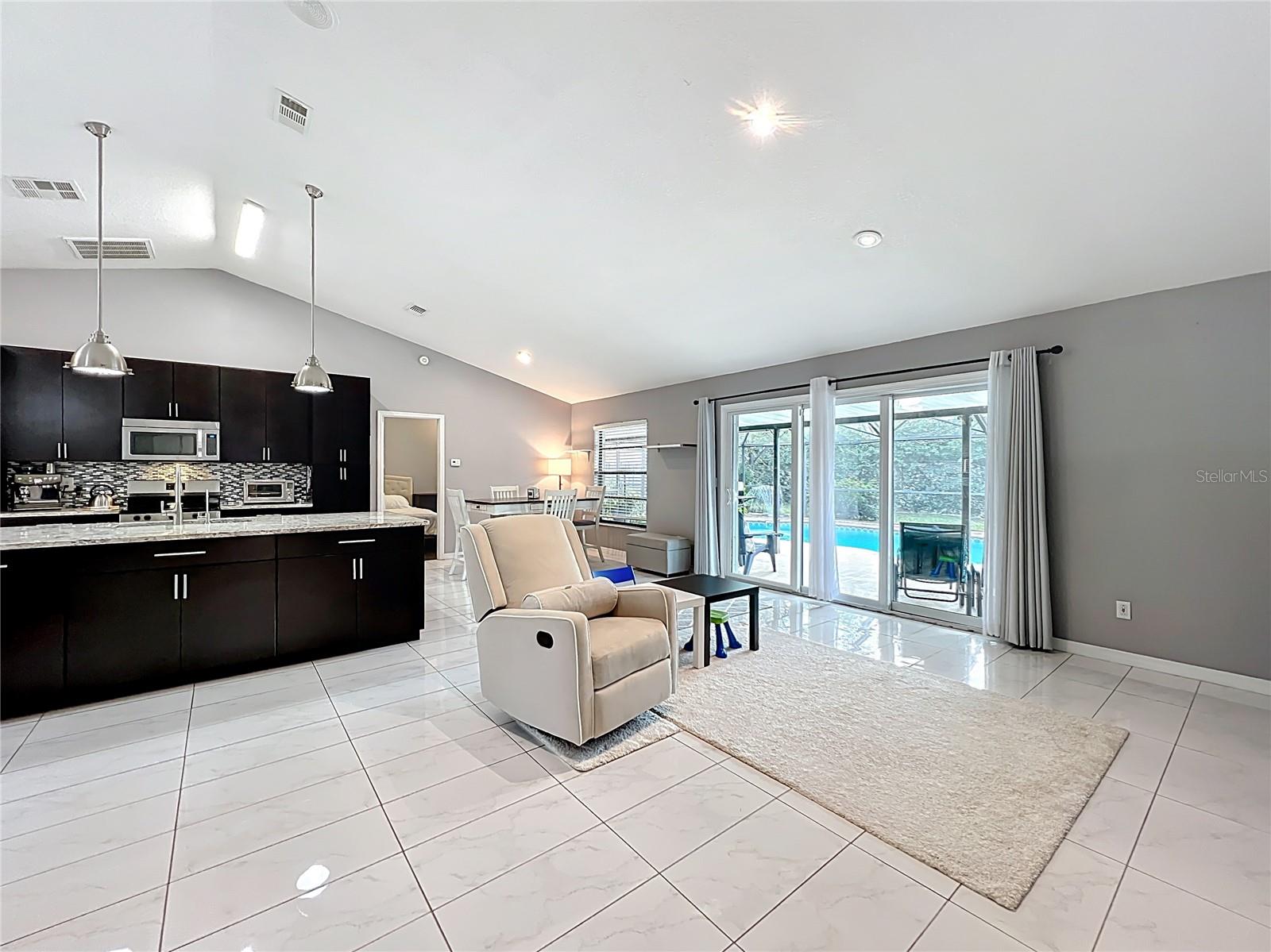 9966 KENDAL DR, ORLANDO, FL, 32817