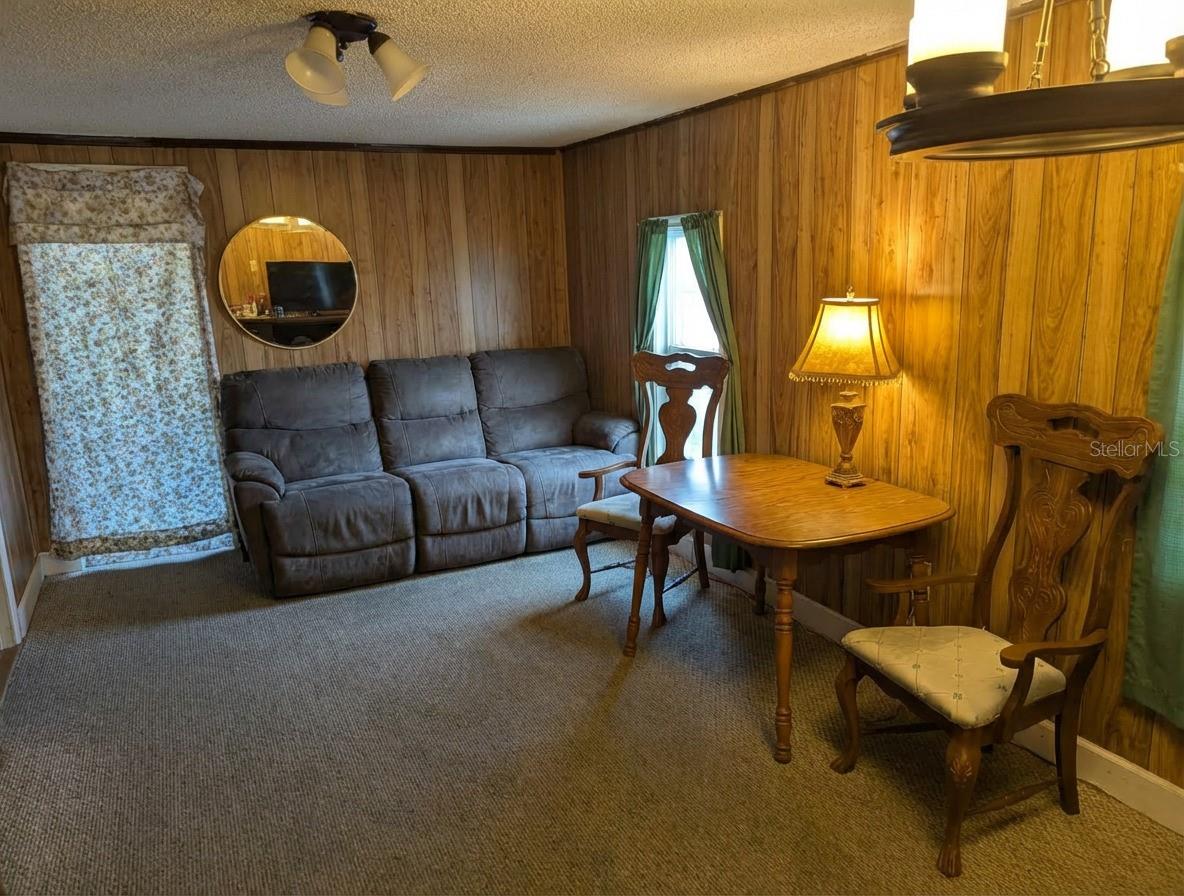 O6373694 Property Photo