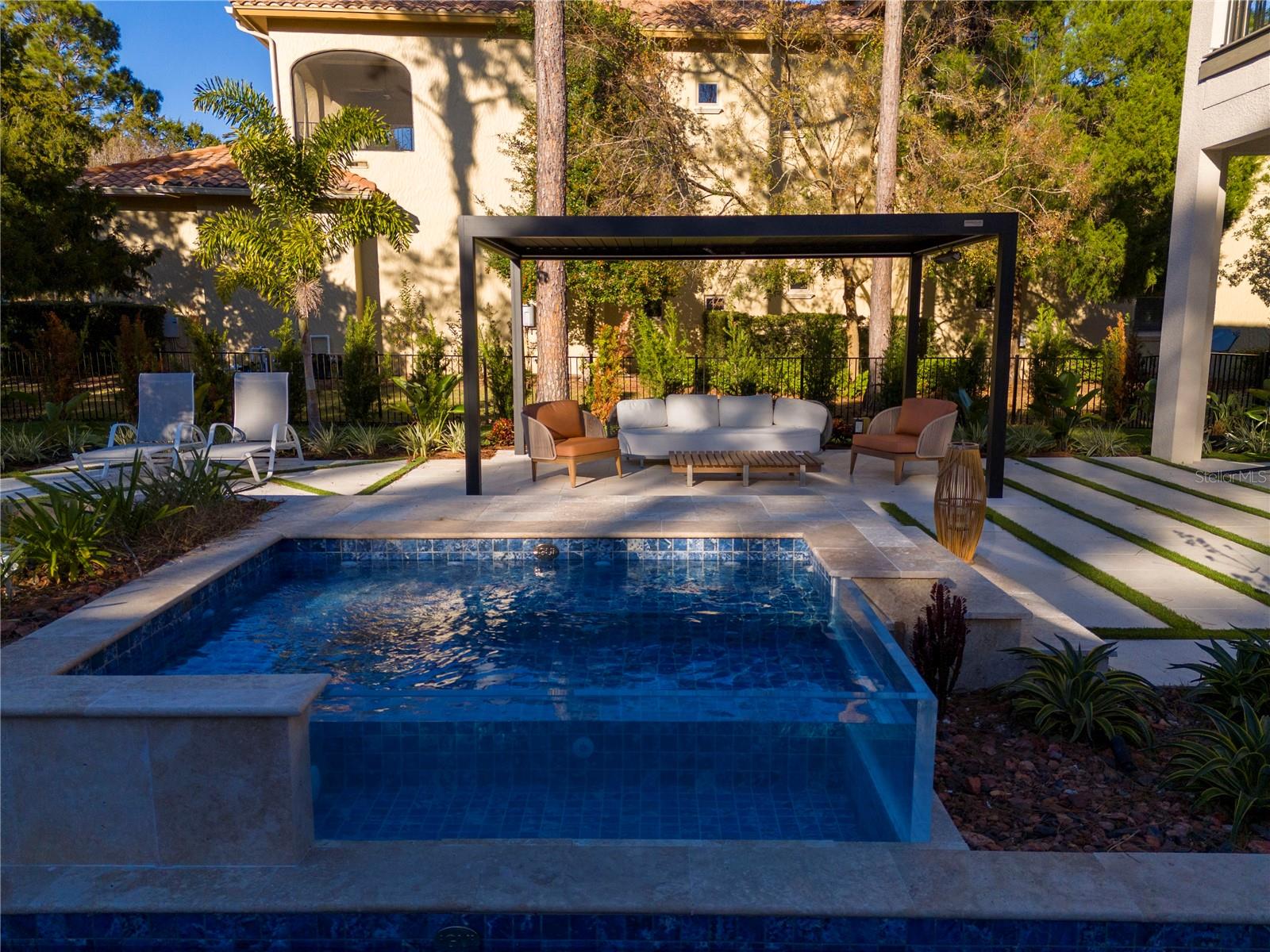 O6373737 Property Photo