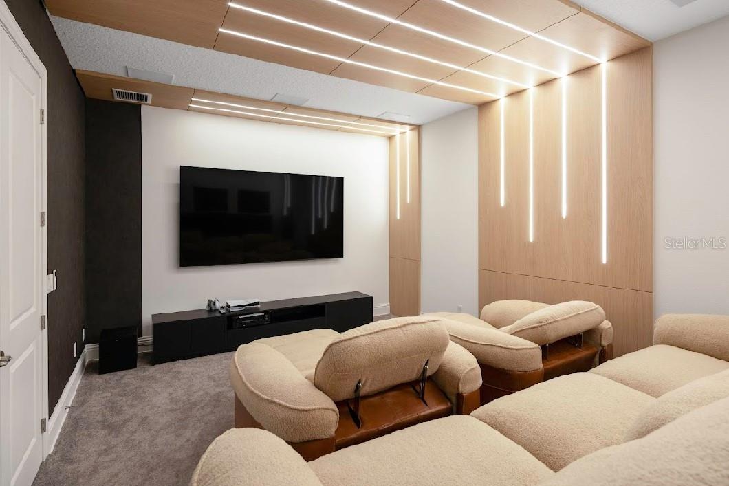 O6373737 Property Photo