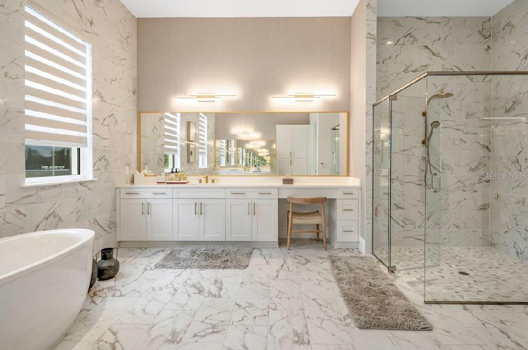 O6373737 Property Photo