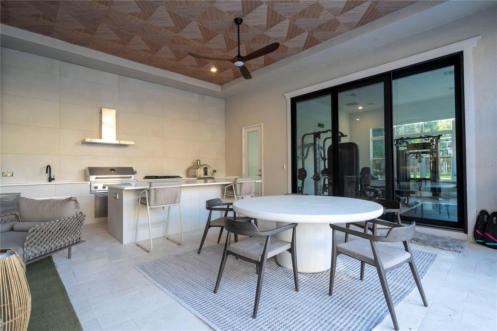 O6373737 Property Photo