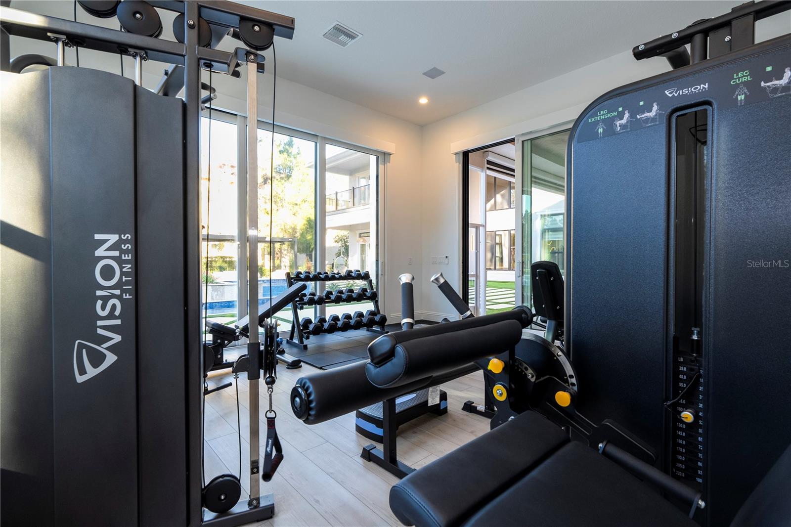 O6373737 Property Photo