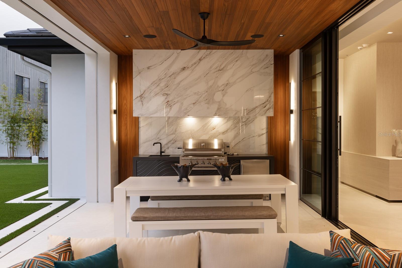 O6373743 Property Photo