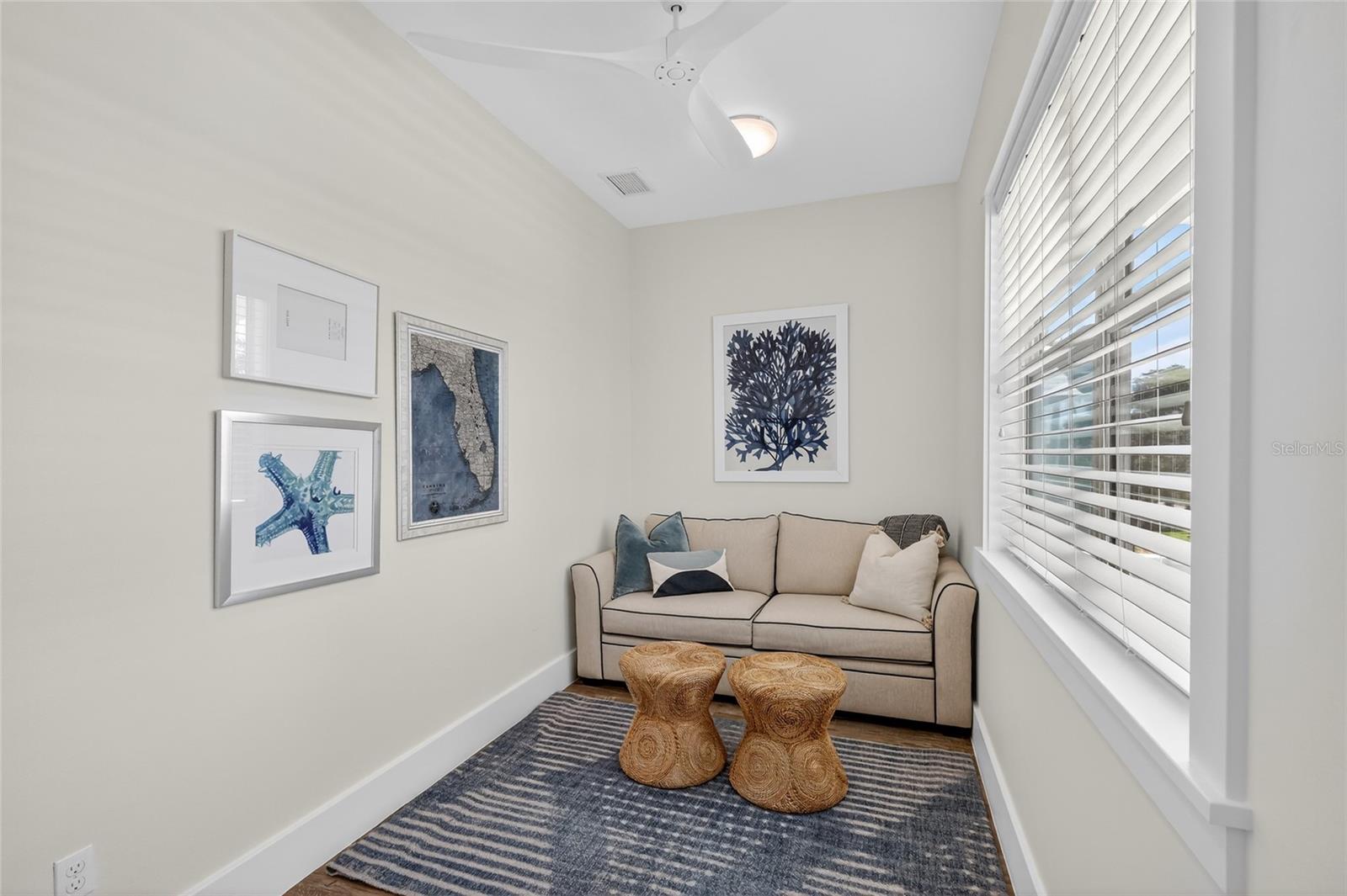 D6145605 Property Photo