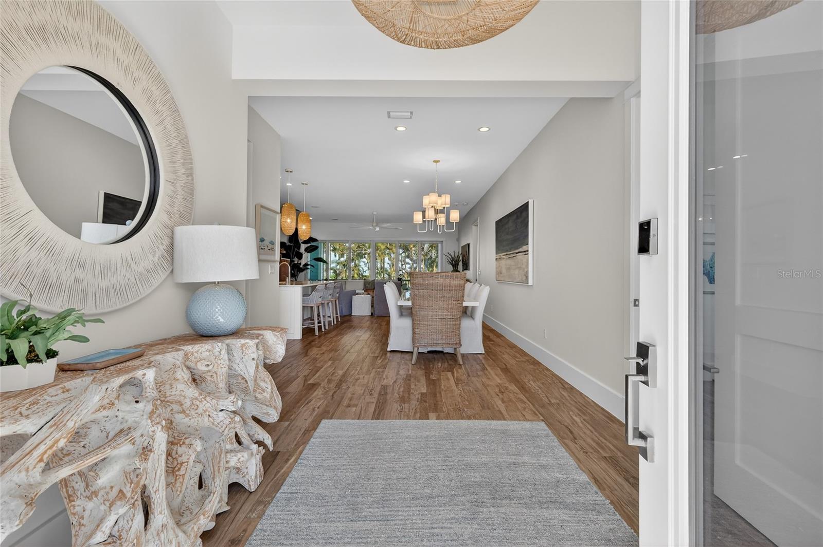 D6145605 Property Photo