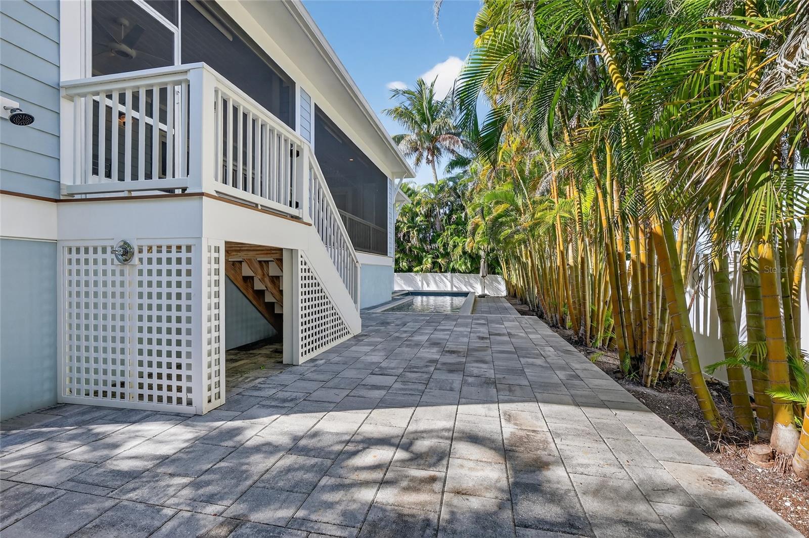 D6145605 Property Photo