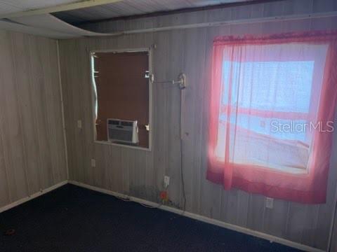 TB8464529 Property Photo