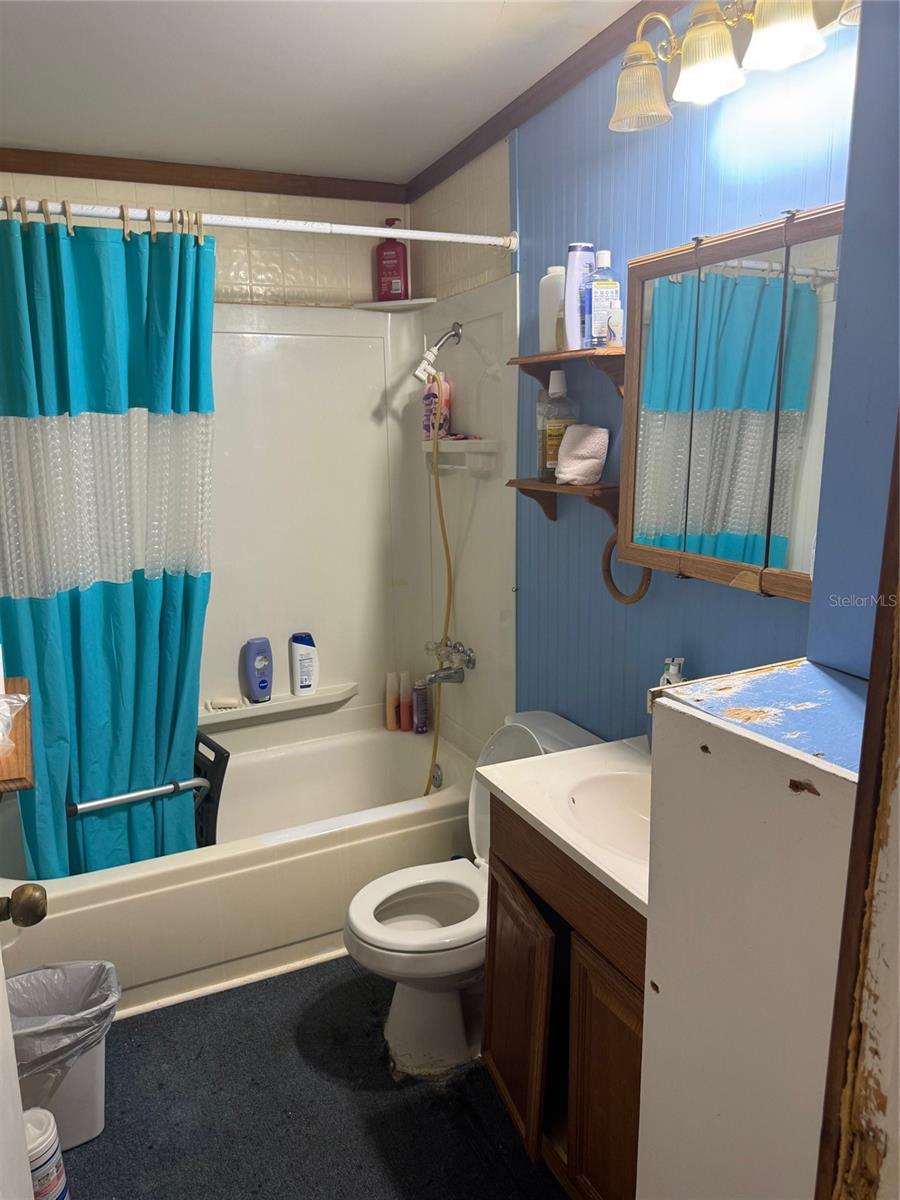 TB8464529 Property Photo