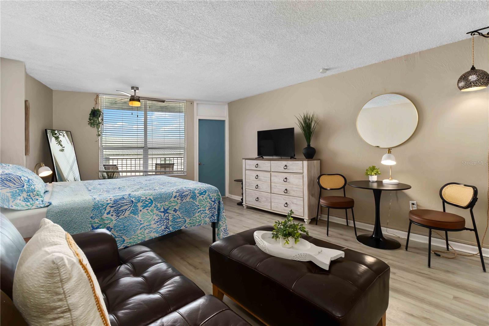 O6373799 Property Photo