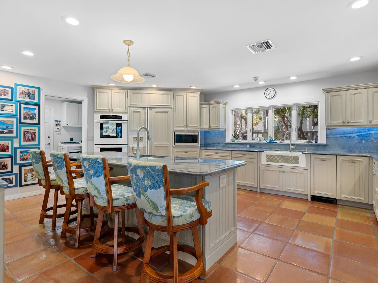 A4678340 Property Photo