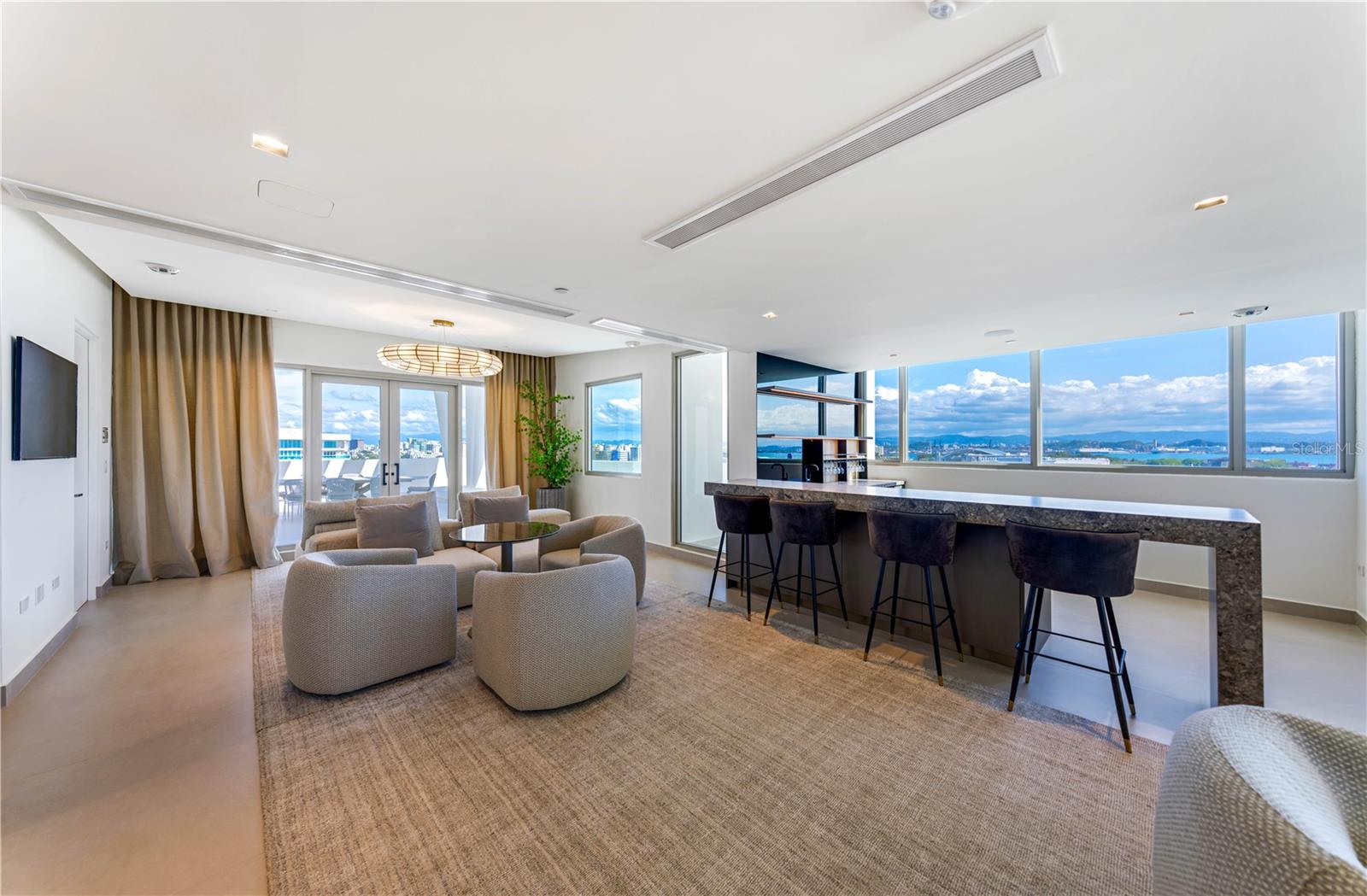 PR9118536 Property Photo