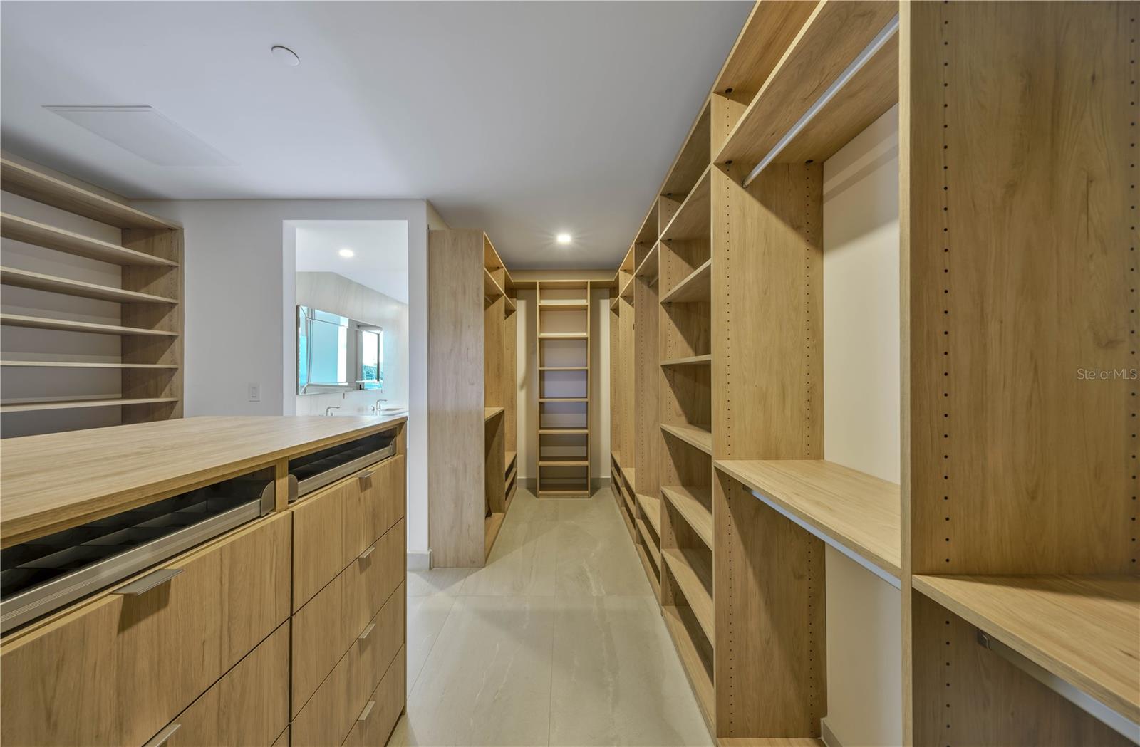 PR9118536 Property Photo