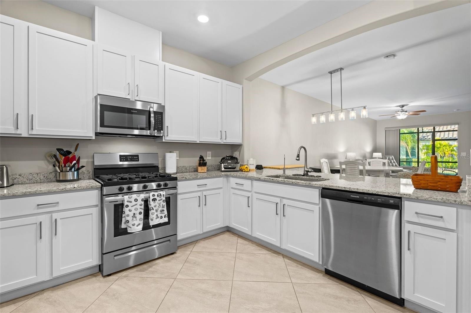 15949 CLEAR SKIES PL, BRADENTON, FL, 34211