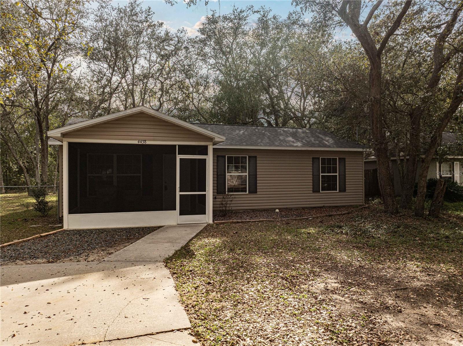 4438 CALAMONDIN ST, LADY LAKE, FL, 32159