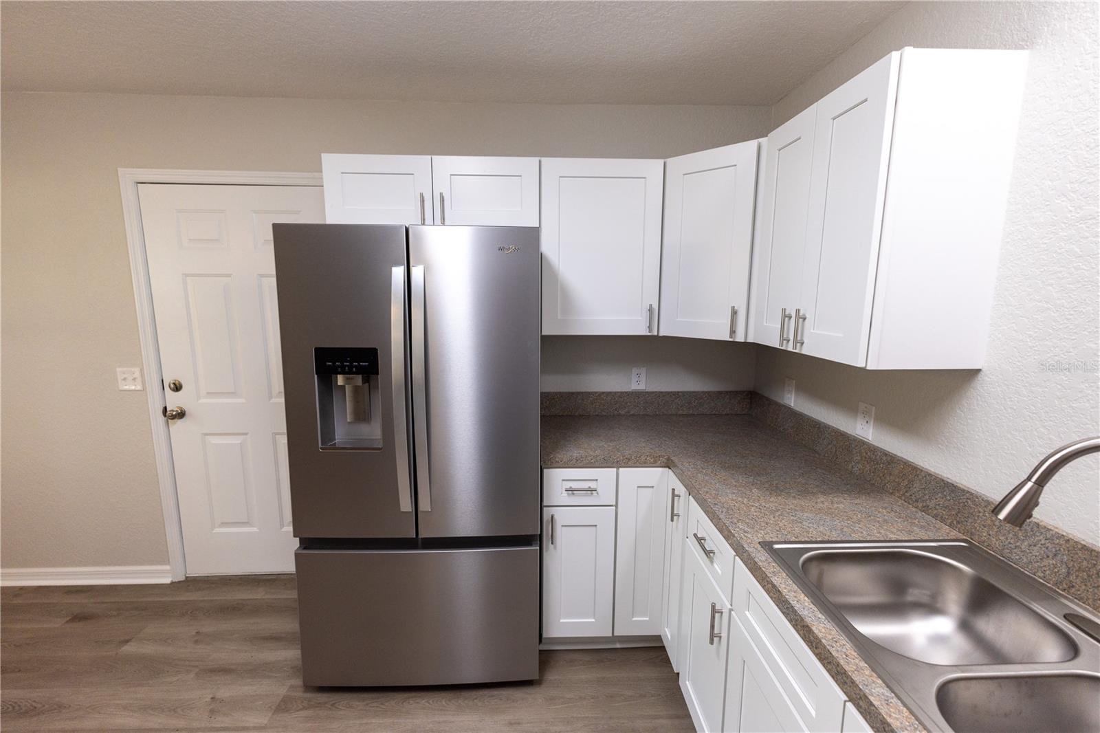 4438 CALAMONDIN ST, LADY LAKE, FL, 32159