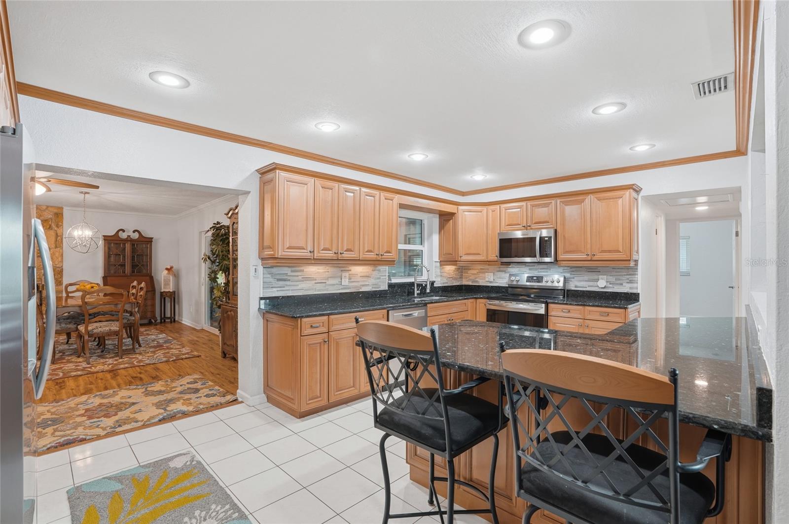 TB8464723 Property Photo