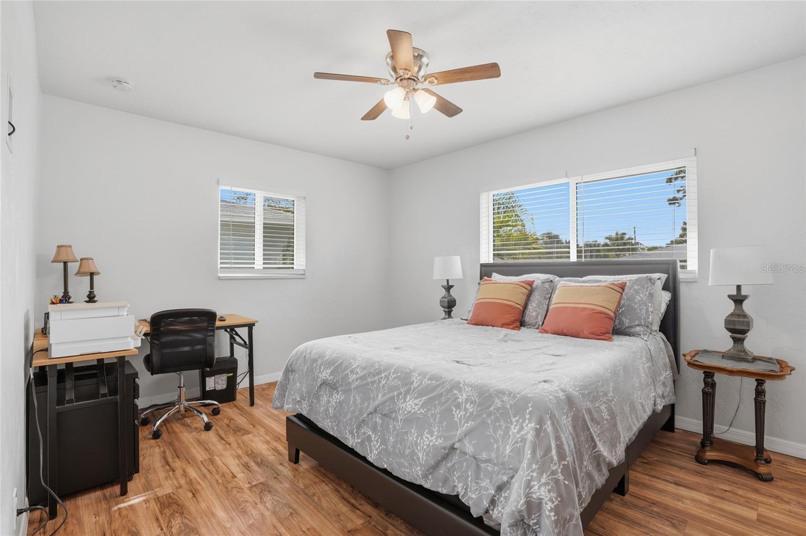 TB8464723 Property Photo