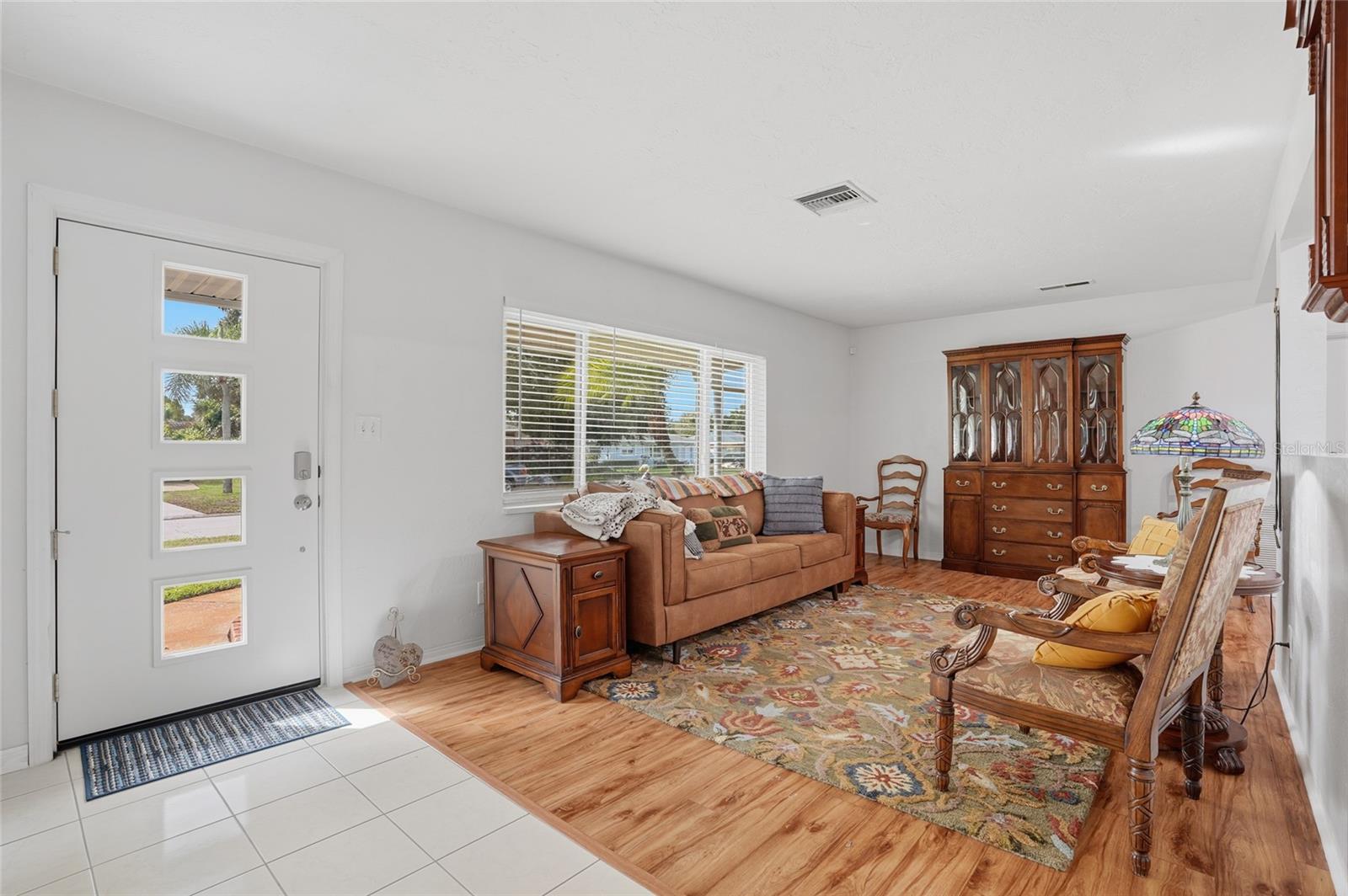 TB8464723 Property Photo