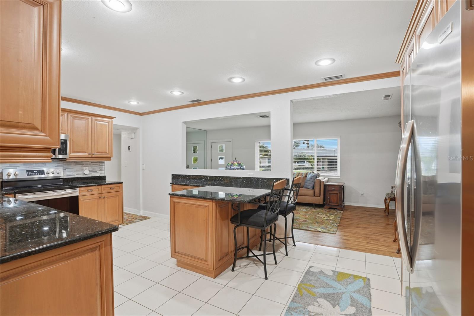 TB8464723 Property Photo