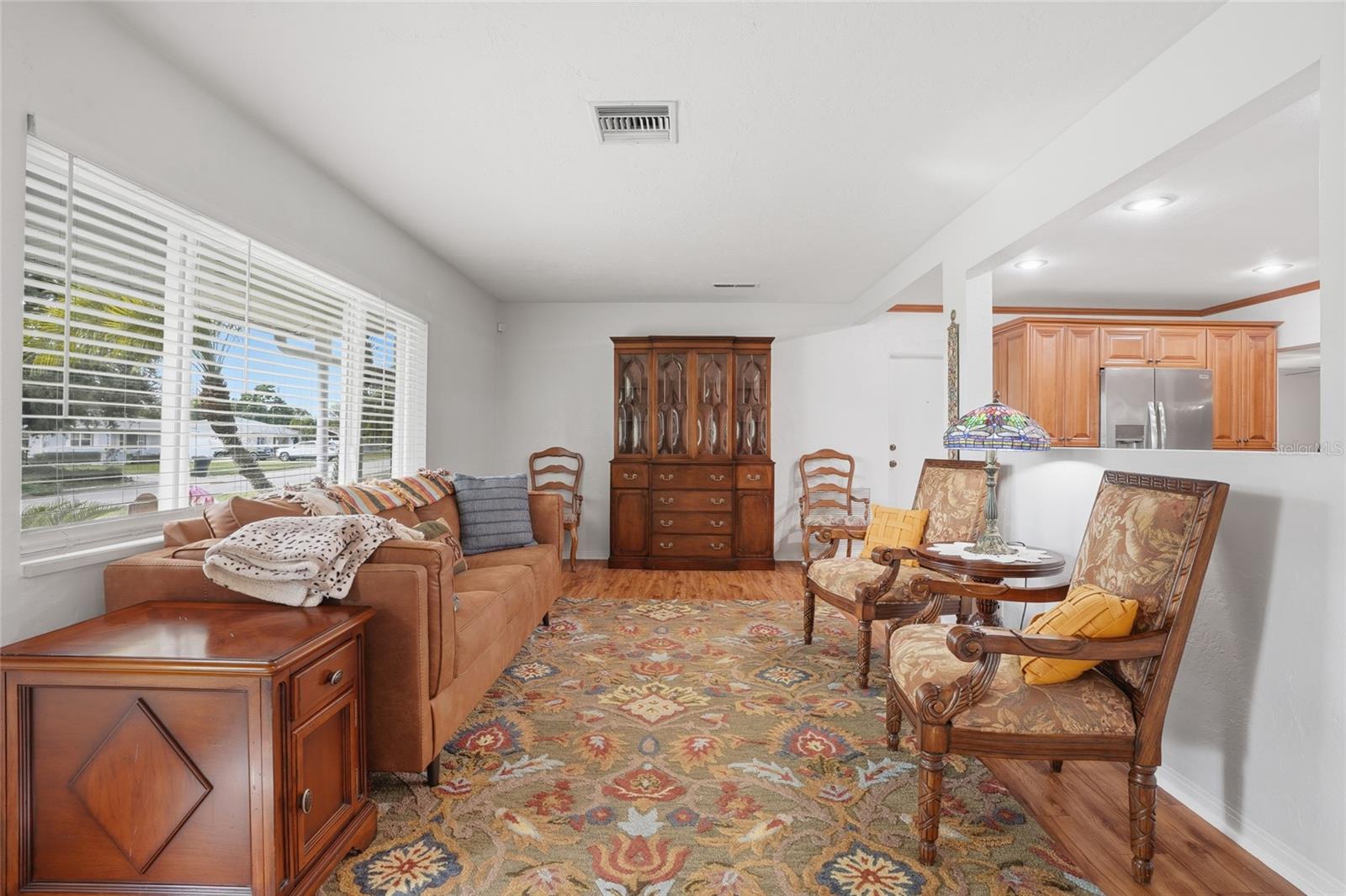 TB8464723 Property Photo