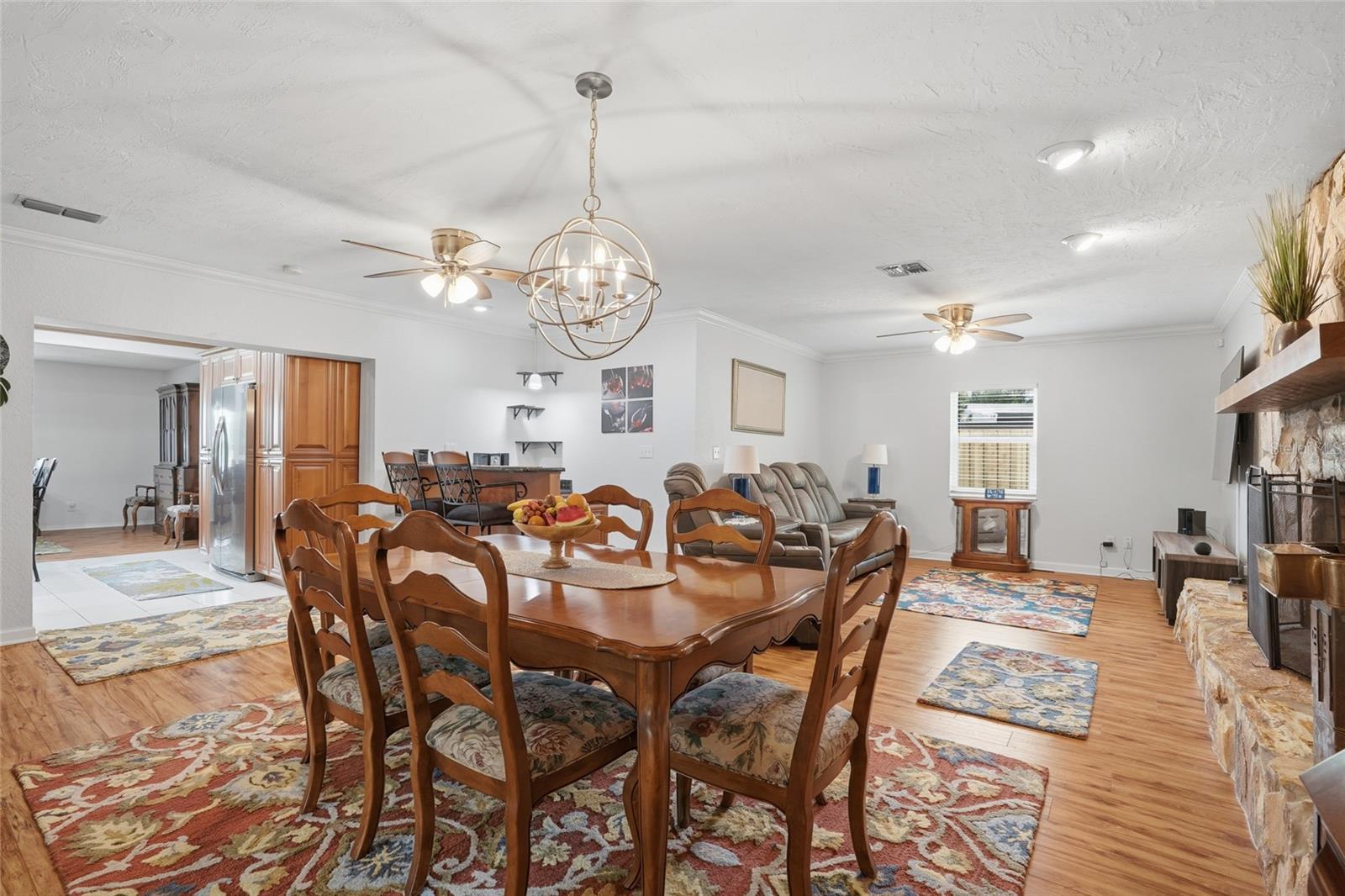 TB8464723 Property Photo