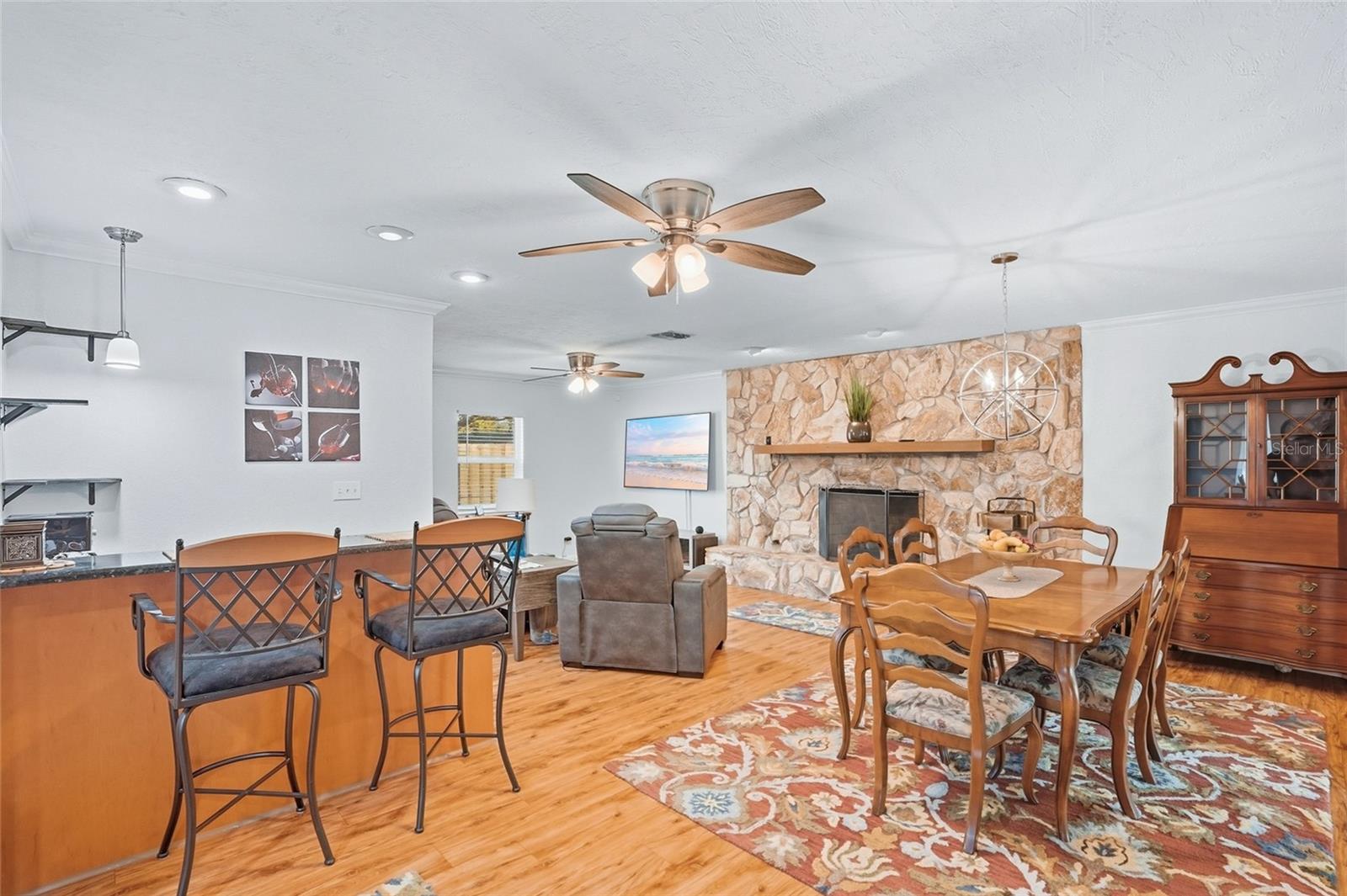 TB8464723 Property Photo