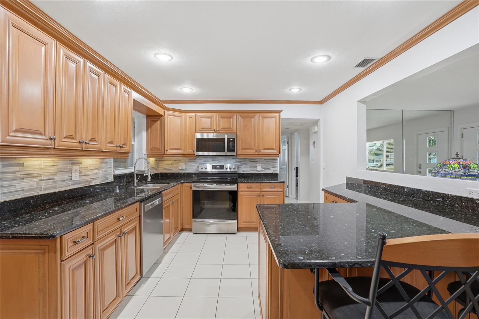 TB8464723 Property Photo