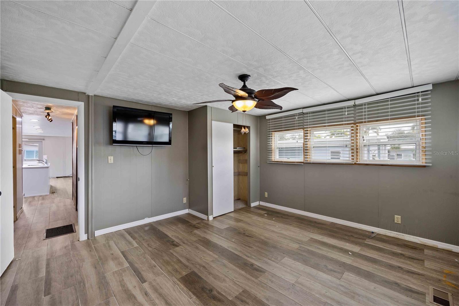 A4678393 Property Photo