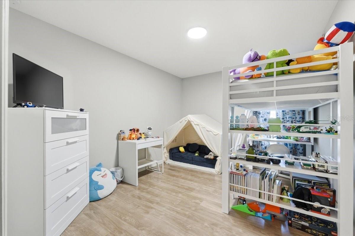 2175 OLD MINING RD, LAKELAND, FL, 33801