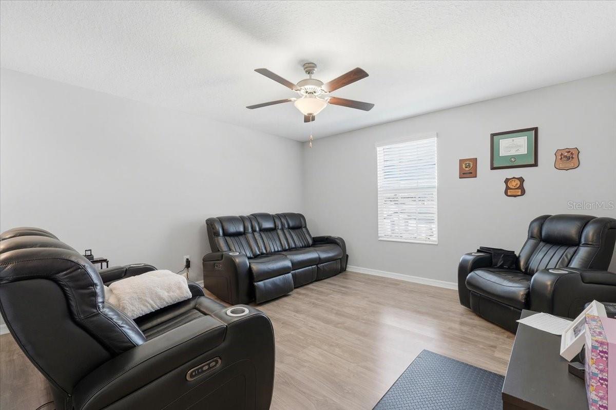 2175 OLD MINING RD, LAKELAND, FL, 33801