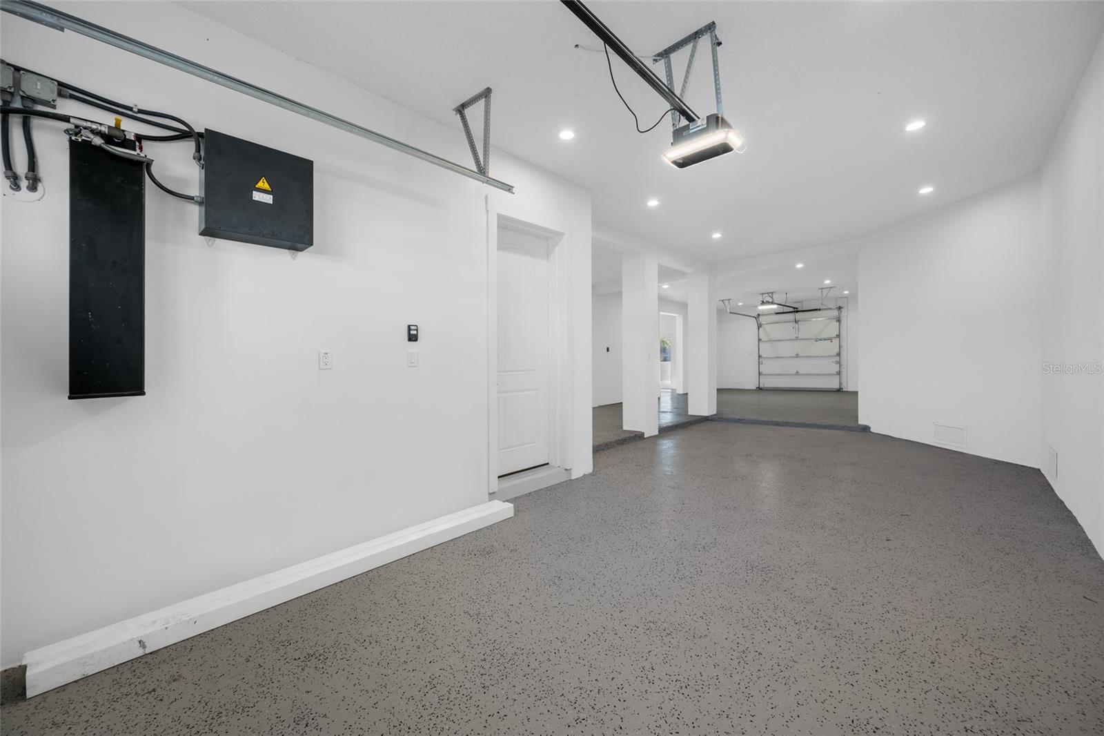 TB8464786 Property Photo