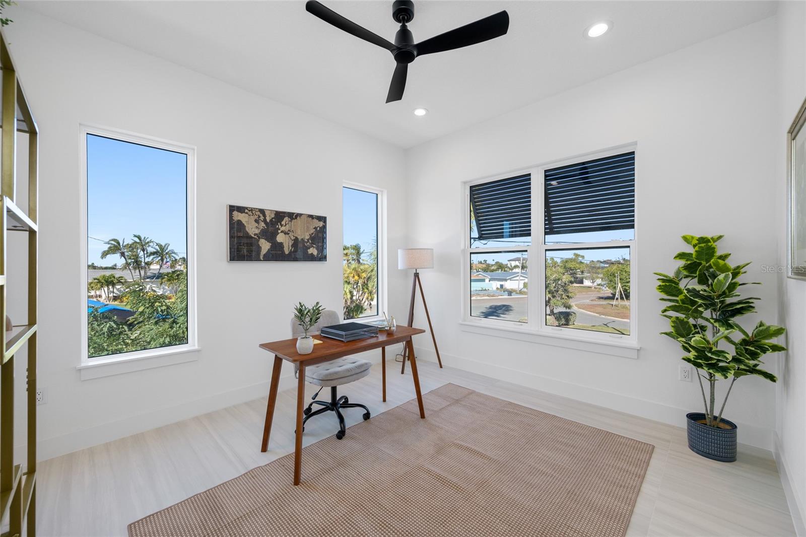 TB8464786 Property Photo