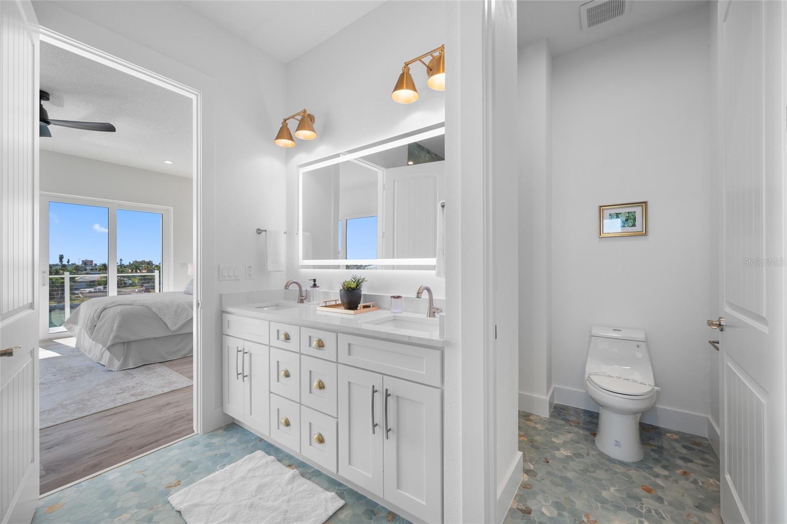 TB8464786 Property Photo