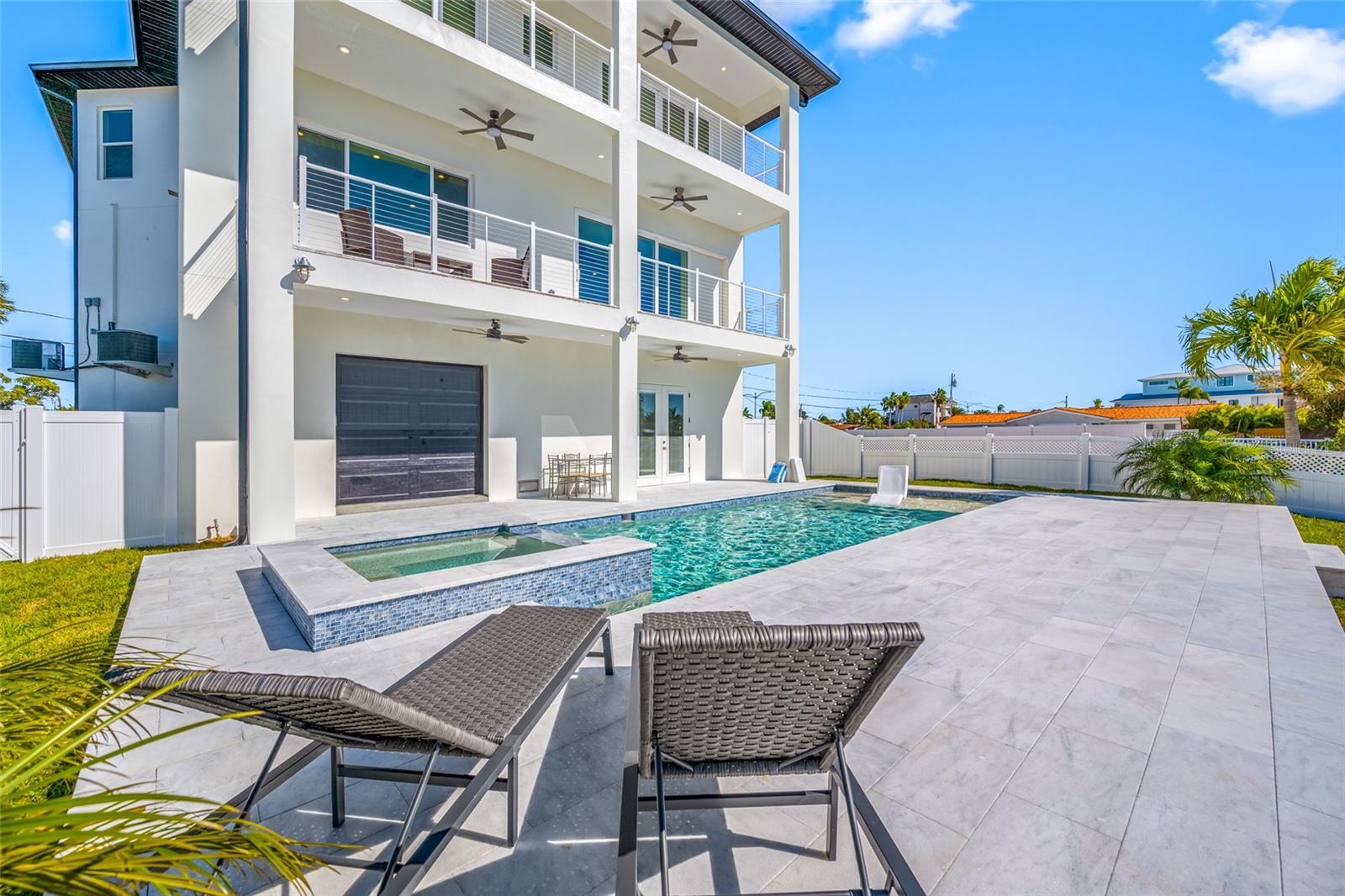 TB8464786 Property Photo