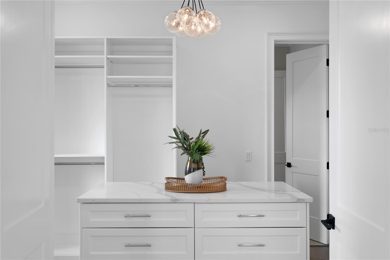 TB8464807 Property Photo